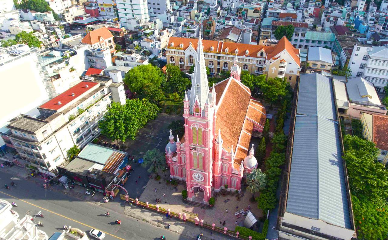 The Nguyens Cafe - Pink Church View Thành Pho Ho Chí Minh Esterno foto